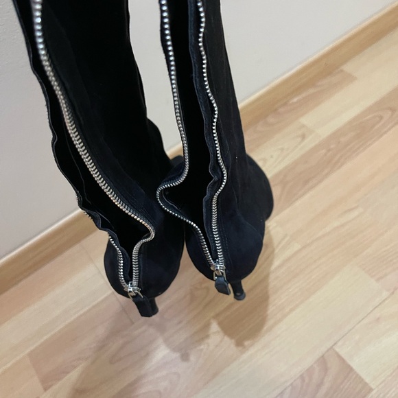 Suede over the knee boots in pristine condition - Picture 7 of 7